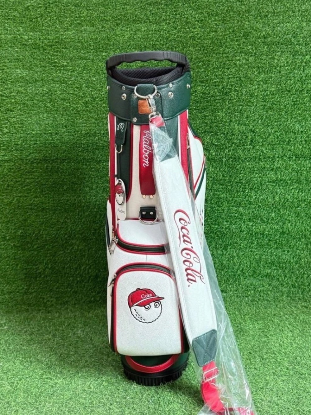 Malbon Coca-Cola White & Red Golf Stand Bag - Picture 4 of 7